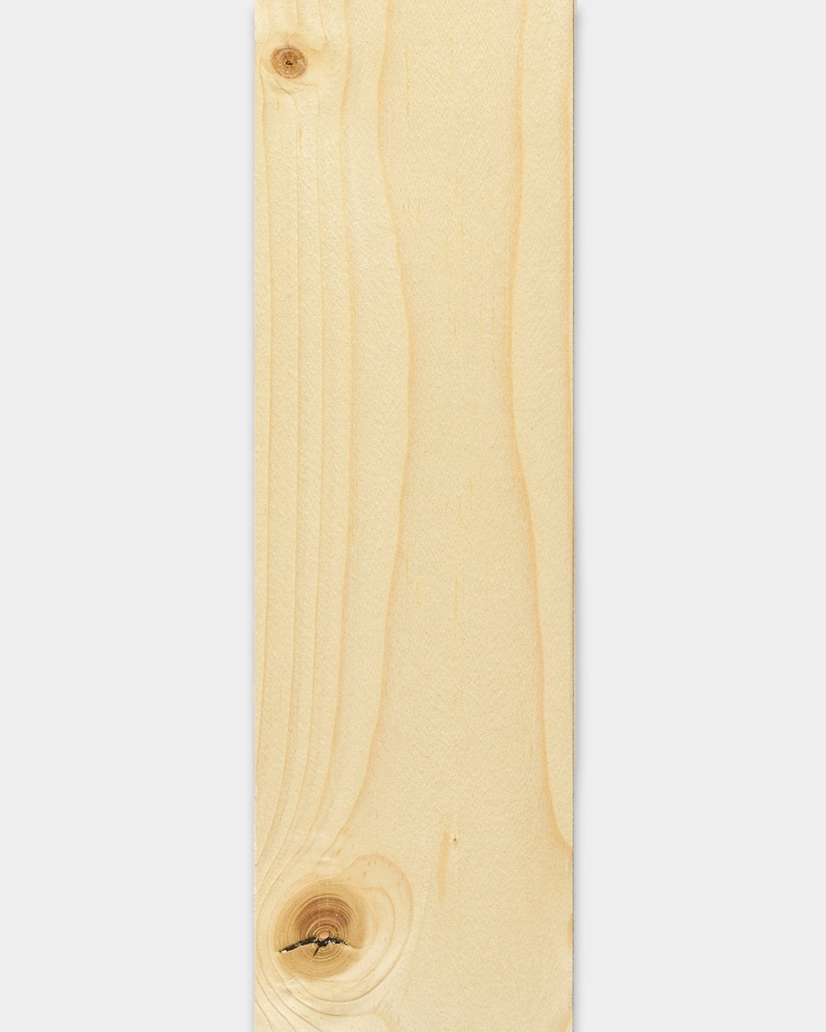 Hell getönte WoodUpp Lamella / Alp Diele, 240 cm, mit sichtbarer Holzmaserung und Ästen, entwickelt für Akupanel Akustikpaneel Leisten- oder Lamellenaustausch.