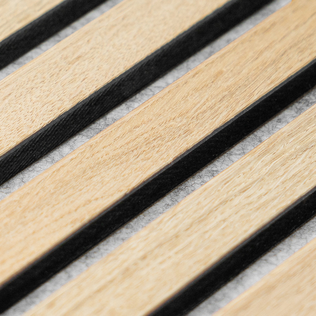 Akupanel | Acoustic Panel / Natural Wood Classic Oak, Grey Felt, Black MDF, 240 x 60 cm
